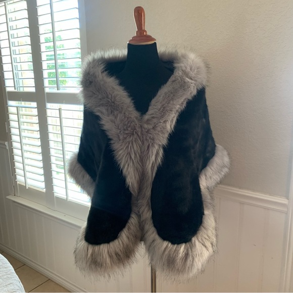 Dress Forum Jackets & Blazers - Gorgeous beautiful Faux fur wrap by Dress